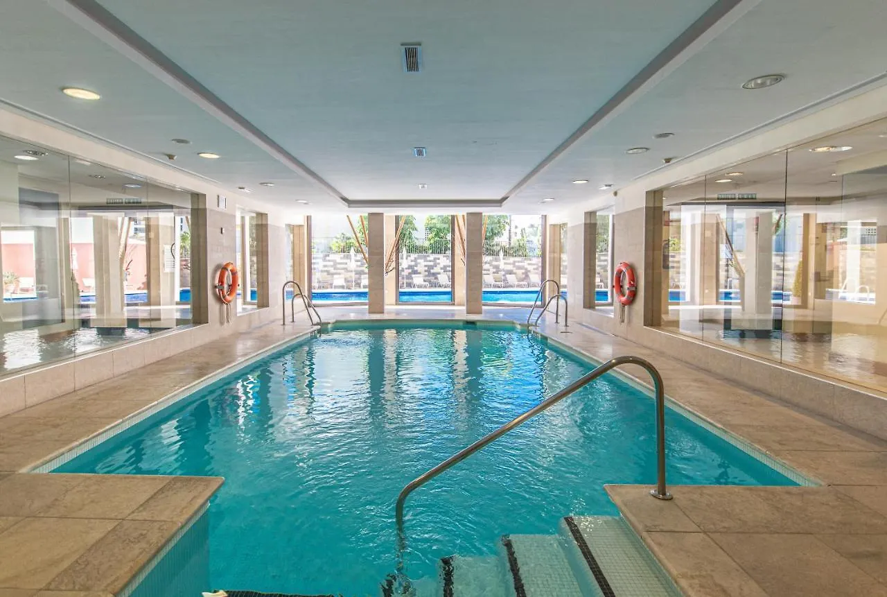アパート Moderno Apartamento Vacacional Con Increbles Vistas Al Mar Con Spa Y Gimnasio マルベーリャ